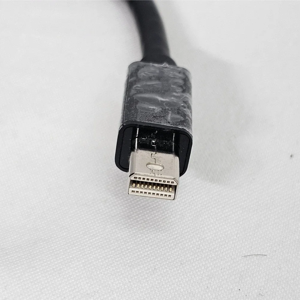 C2G‎ 54290 Mini DisplayPort To Dual DisplayPort MST Hub Adapter Splitter Black